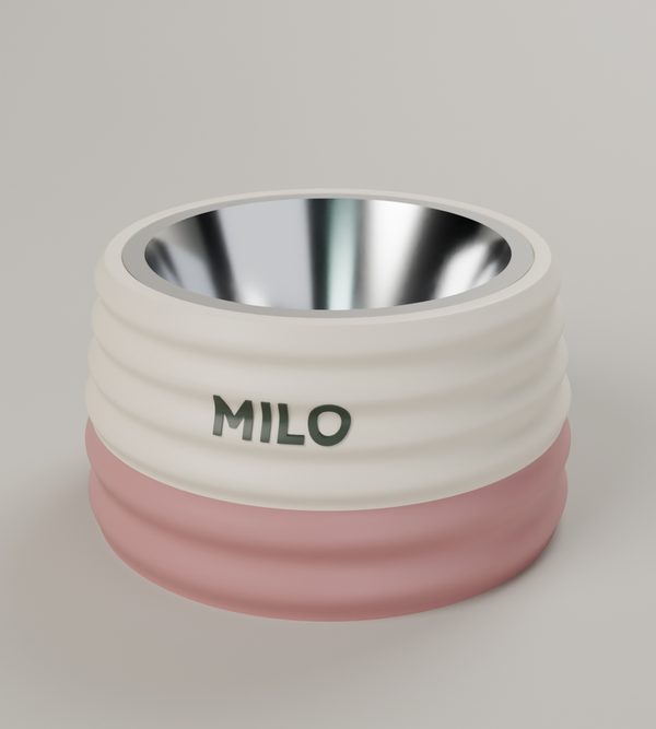 Soporte con anillos, crema y rosa, con el nombre MILO